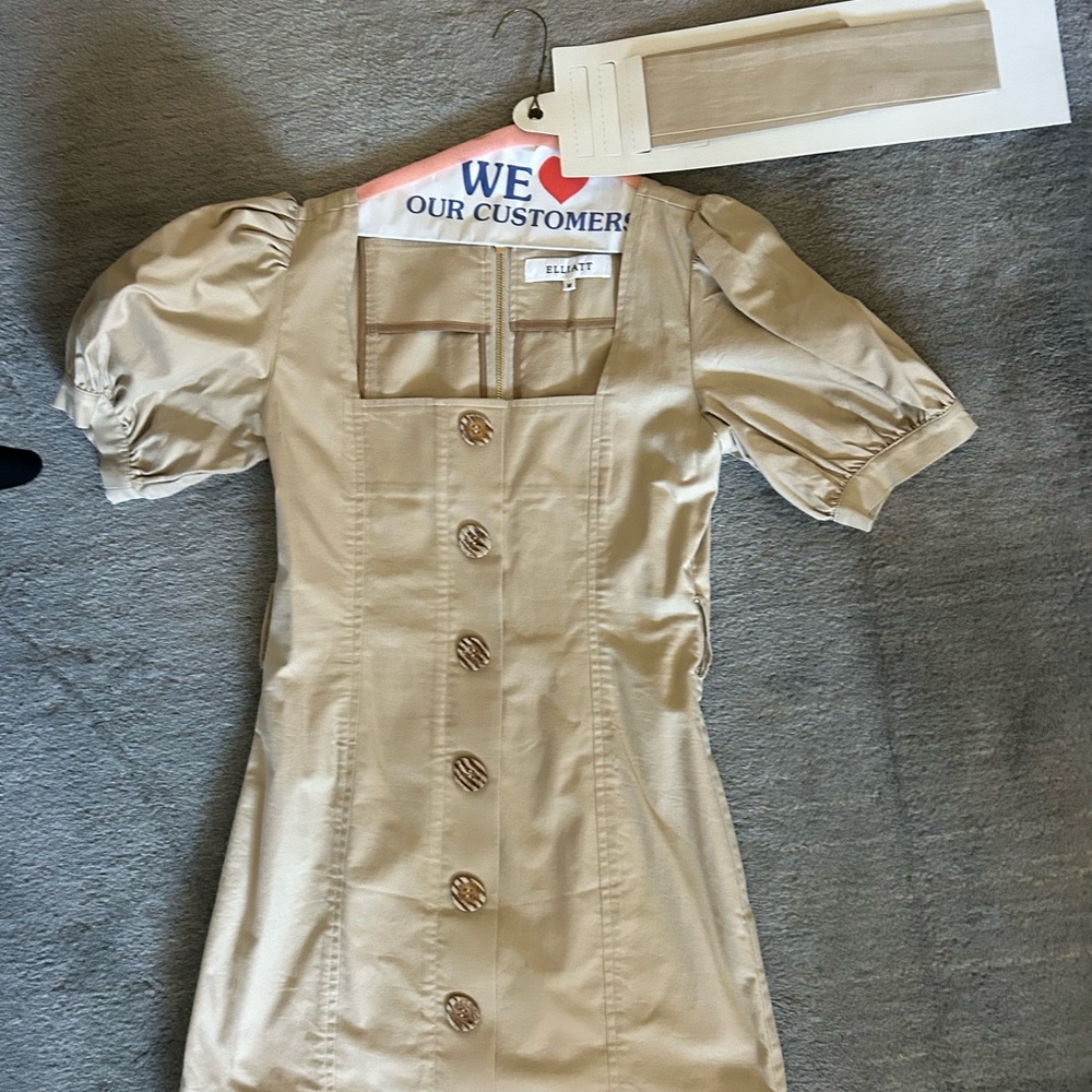 Elliatt Tan Dress with Puff Sleeves